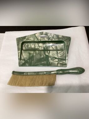 Vtg. Fuller Brush Company “Silent Butler” Crumber/Table Sweeper Set.